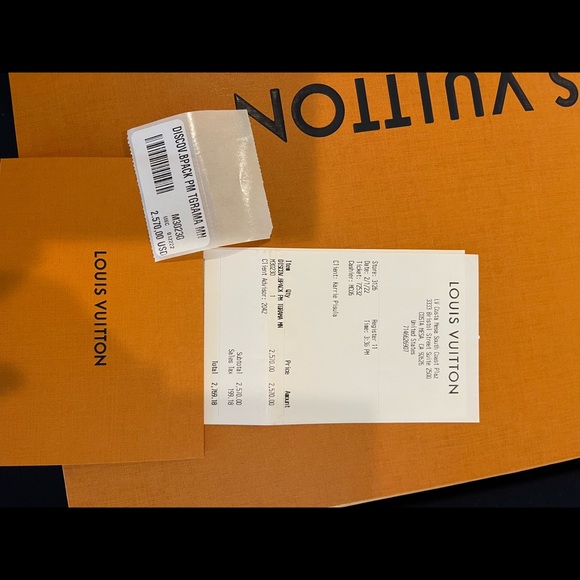 Louis Vuitton Discovery Backpack PM - Picture 7 of 8